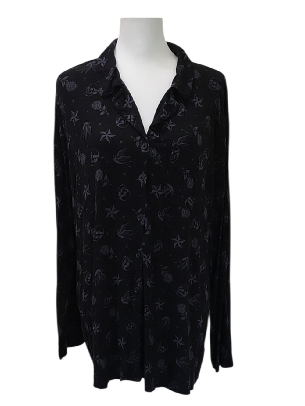 Torrid Tattoo Jacquard Sleep Shirt Size 2 (2X) Deep Black Soft Lounge Pajama Top